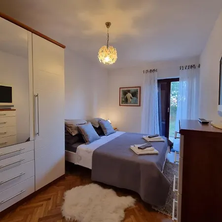Avantgarde Apartment