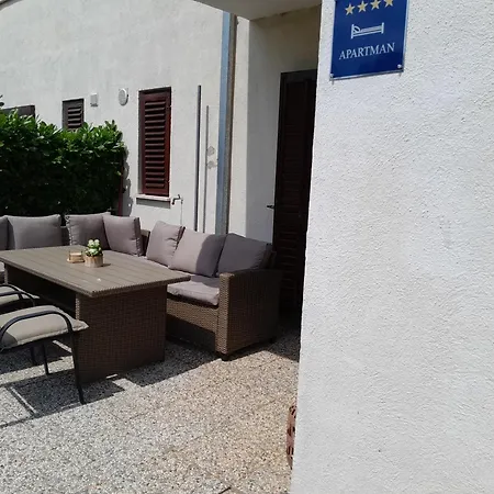 Avantgarde Apartment