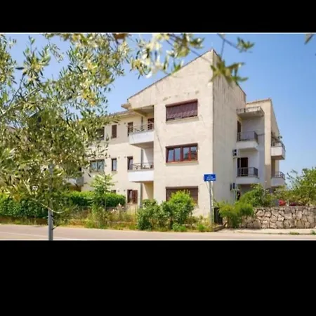 Avantgarde * Krk Town